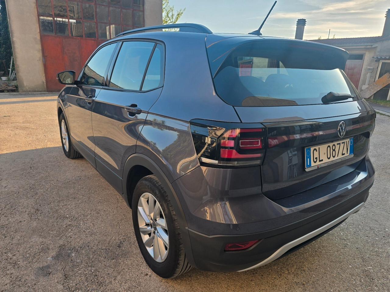 Volkswagen T-Cross 1.0 TSI Sport