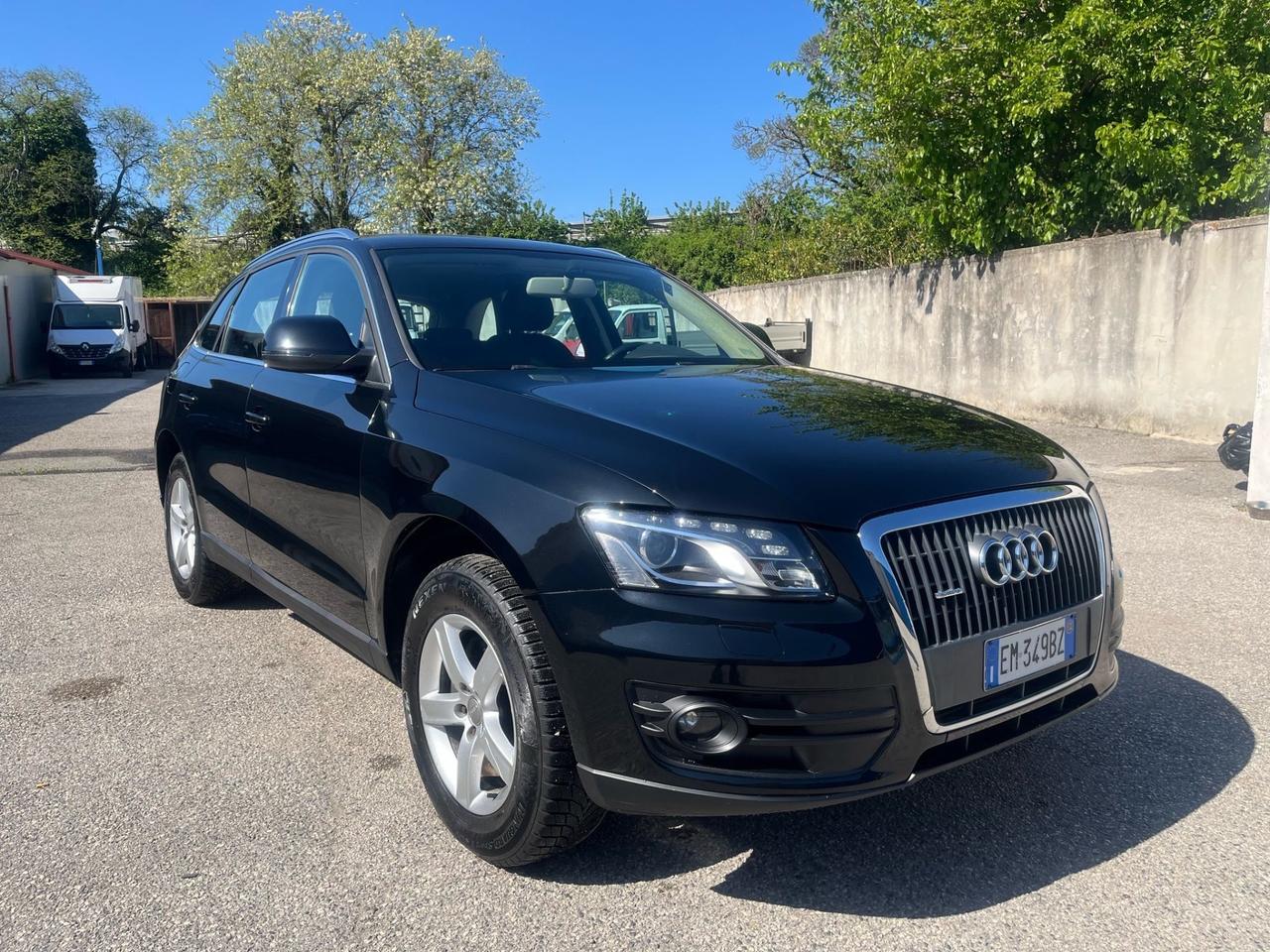 Audi Q5-2.0 tdi/170 cv-s.tronic-4X4-2012