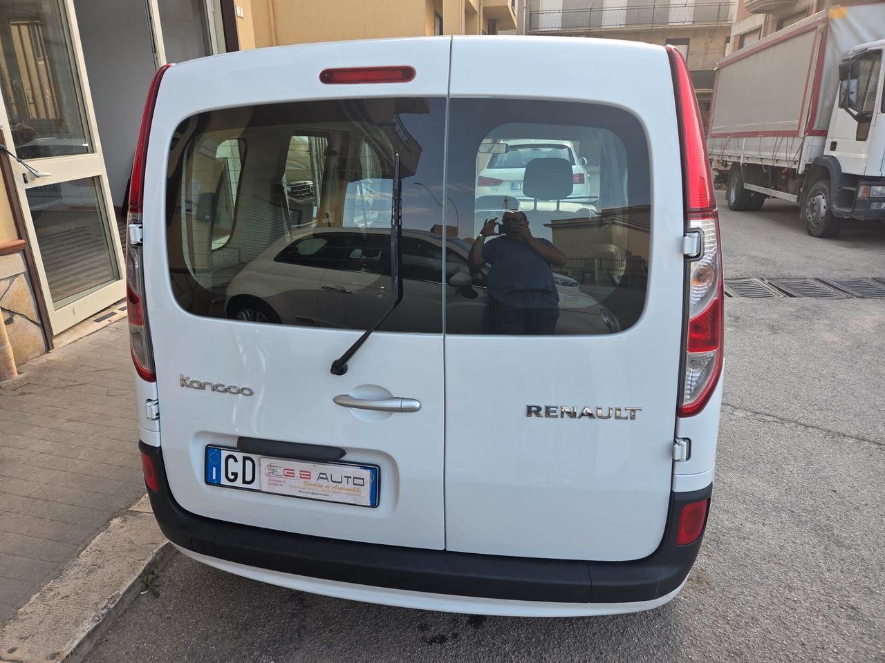RENAULT KANGOO 1.5 DCI 95 CV ANNO 2021 5 POSTI N1 KM CERTIFICATI