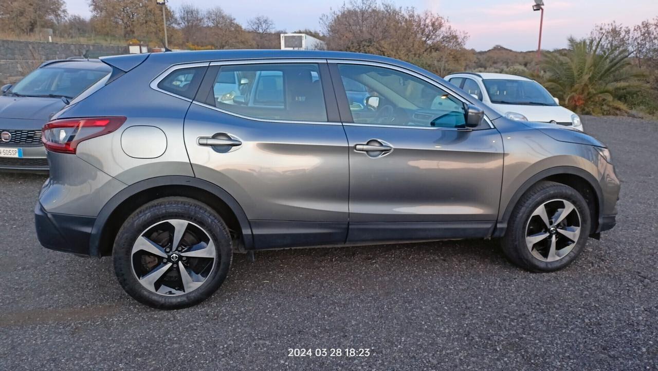 Nissan Qashqai 1.5 dCi Tekna