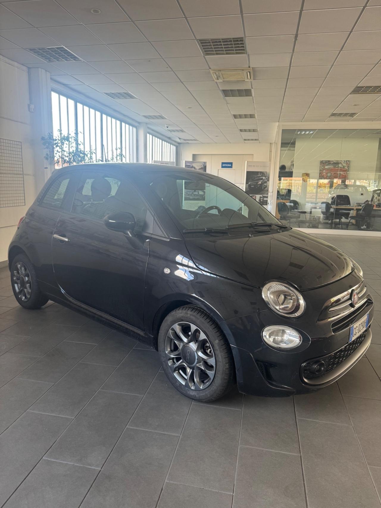 Fiat 500 1.0 Hybrid Hey Google