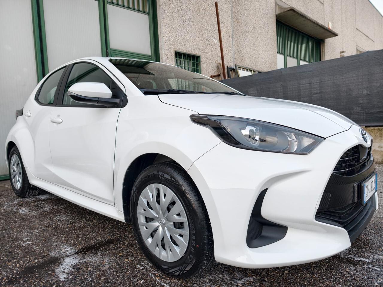 Toyota Yaris IBRIDA NO VINCOLI FINANZIARI NUOVA 2024