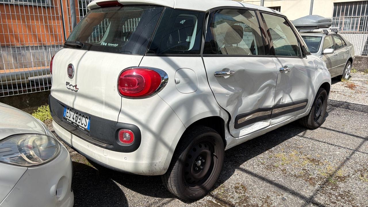 Fiat 500L 0.9 TwinAir Turbo metano 2013 incidentata