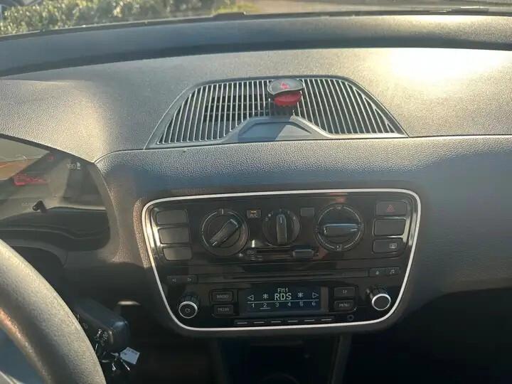 Volkswagen up! 1.0 5p. move