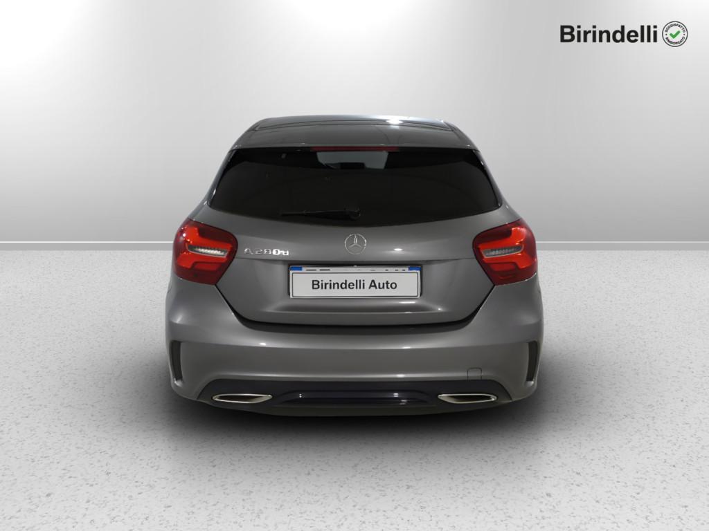 Mercedes-Benz Classe A (W176) - A 200 d Automatic Premium