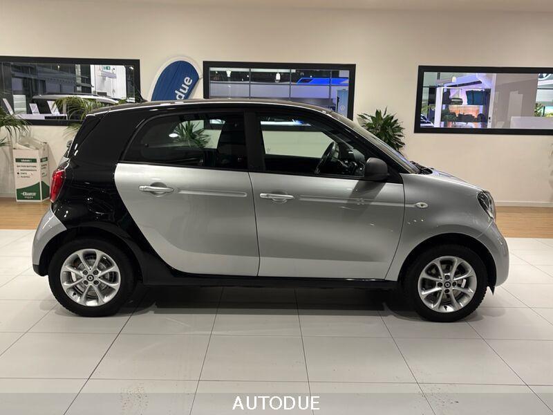 smart forfour II 2015 1.0 Passion 71cv my18