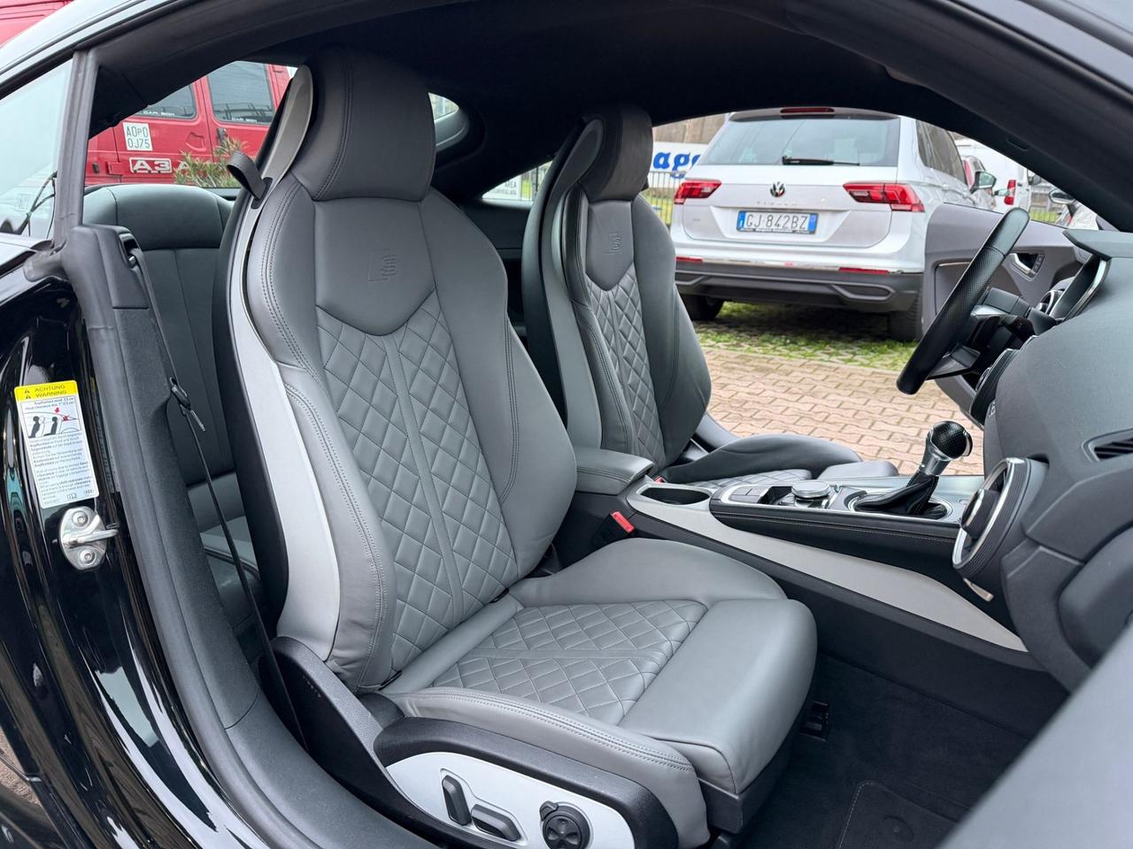 Audi TT Coupé 2.0 TFSI quattro S tronic line