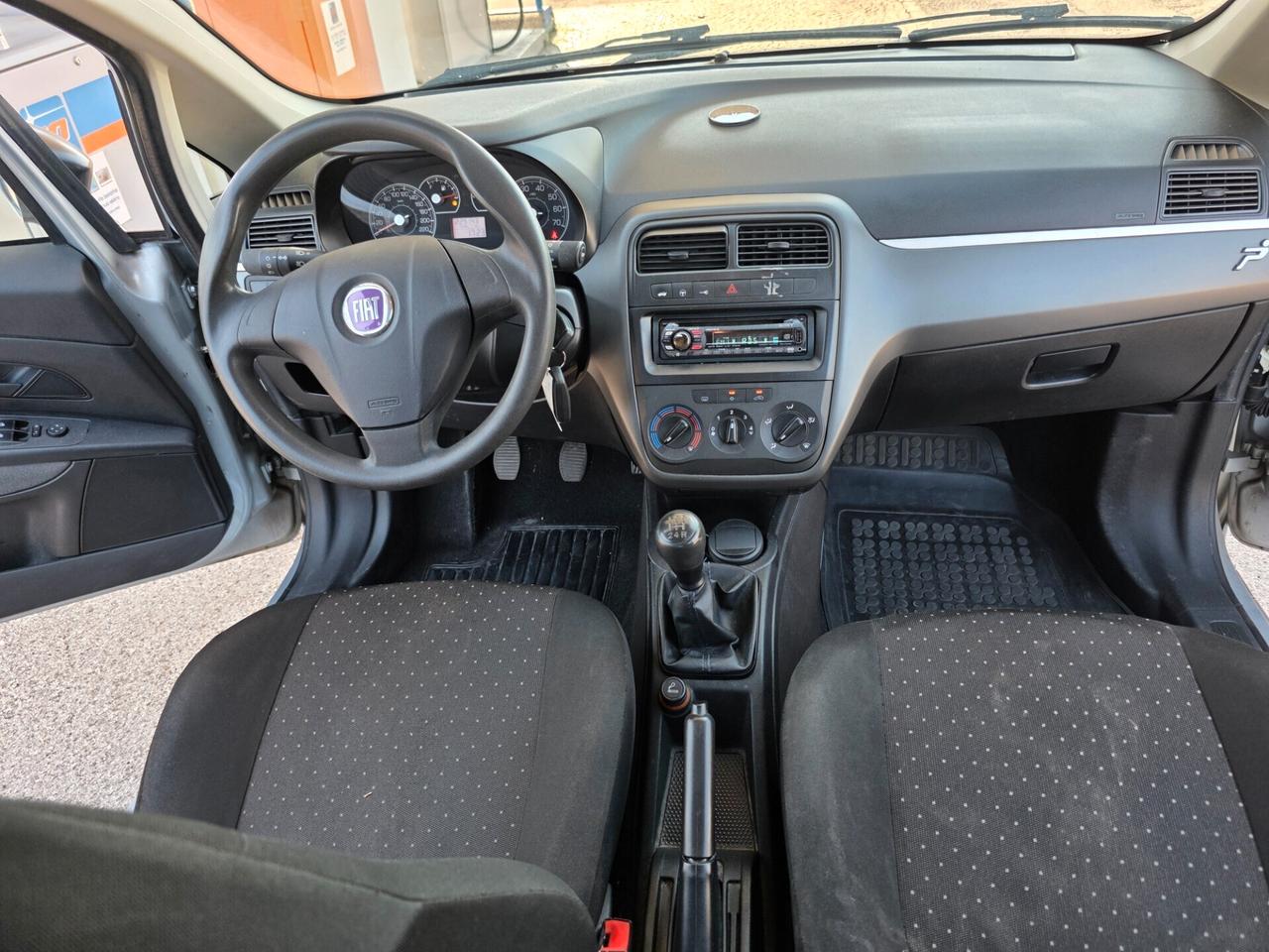 Fiat Grande Punto 1.3 MJT 75 CV 5 porte con 229.000km Neopatentati ok