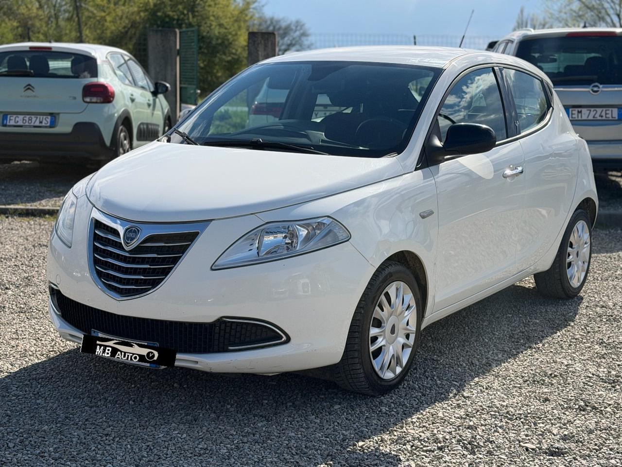 Lancia Ypsilon 1.2 (120.000KM)