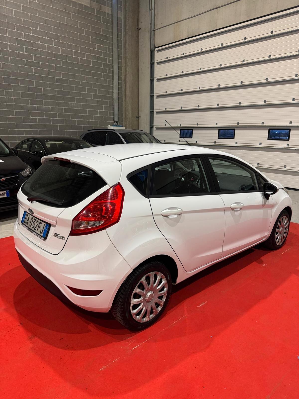 Ford Fiesta 1.4 5 porte Bz.- GPL Titanium