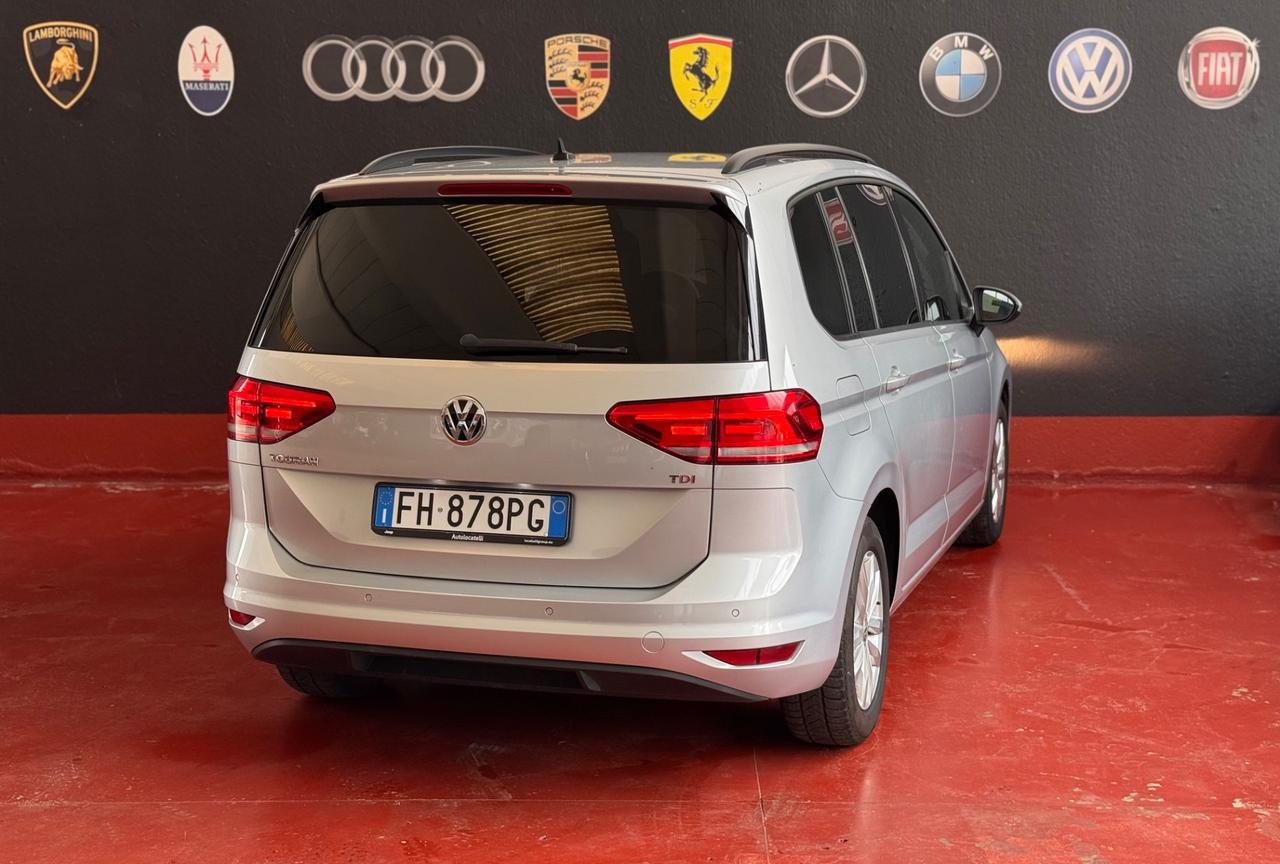 Volkswagen Touran 7 POSTI Diesel anno 2017