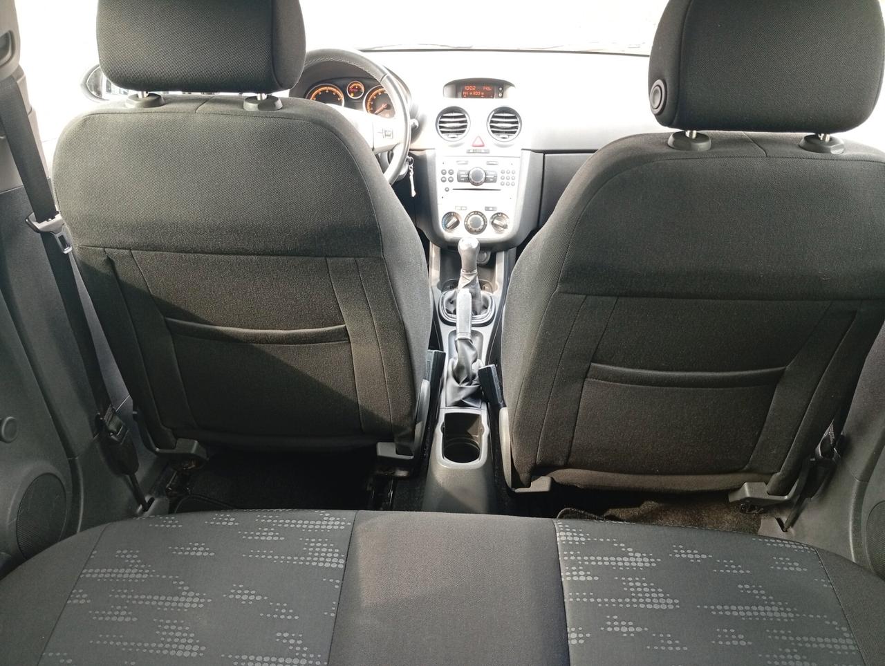 Opel Corsa 1.2 3 porte Club