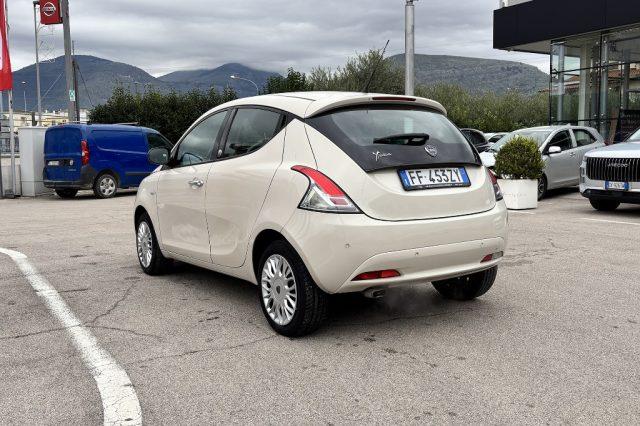 LANCIA Ypsilon 1.2 69 CV 5 porte GPL Ecochic Gold