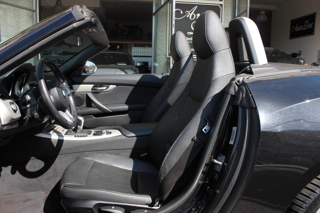 Bmw Z4 2.3 I S-DRIVE 6 MARCE 205 CV FULL OPTIONAL NAVY PRO PELLE