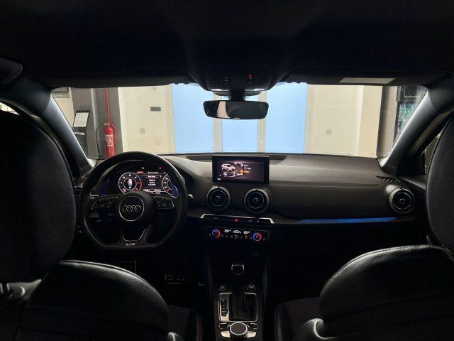 AUDI Q2 Q2 30 TDI S tronic Identity Black