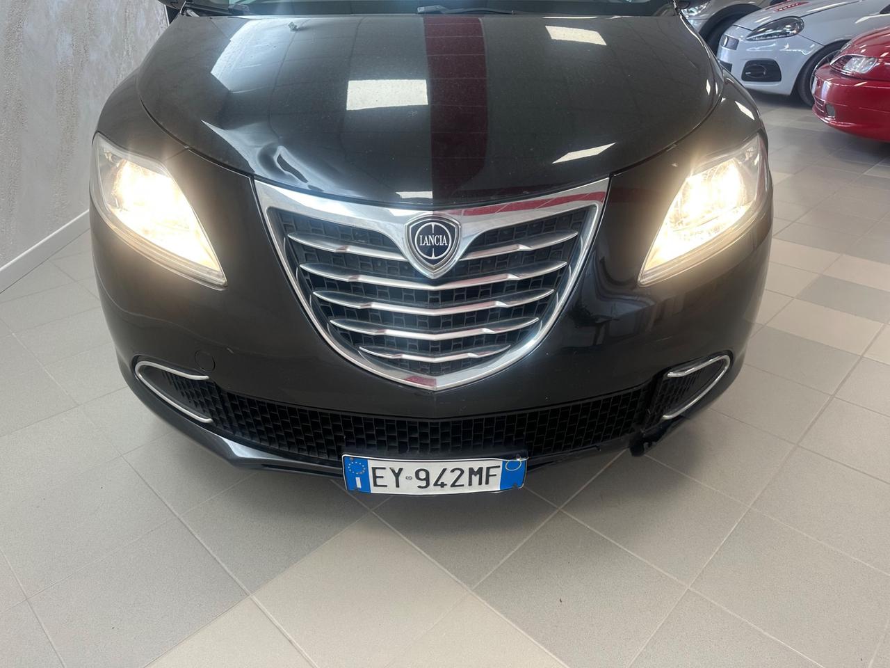 Lancia Ypsilon 1.2 69 CV 5 porte Platinum