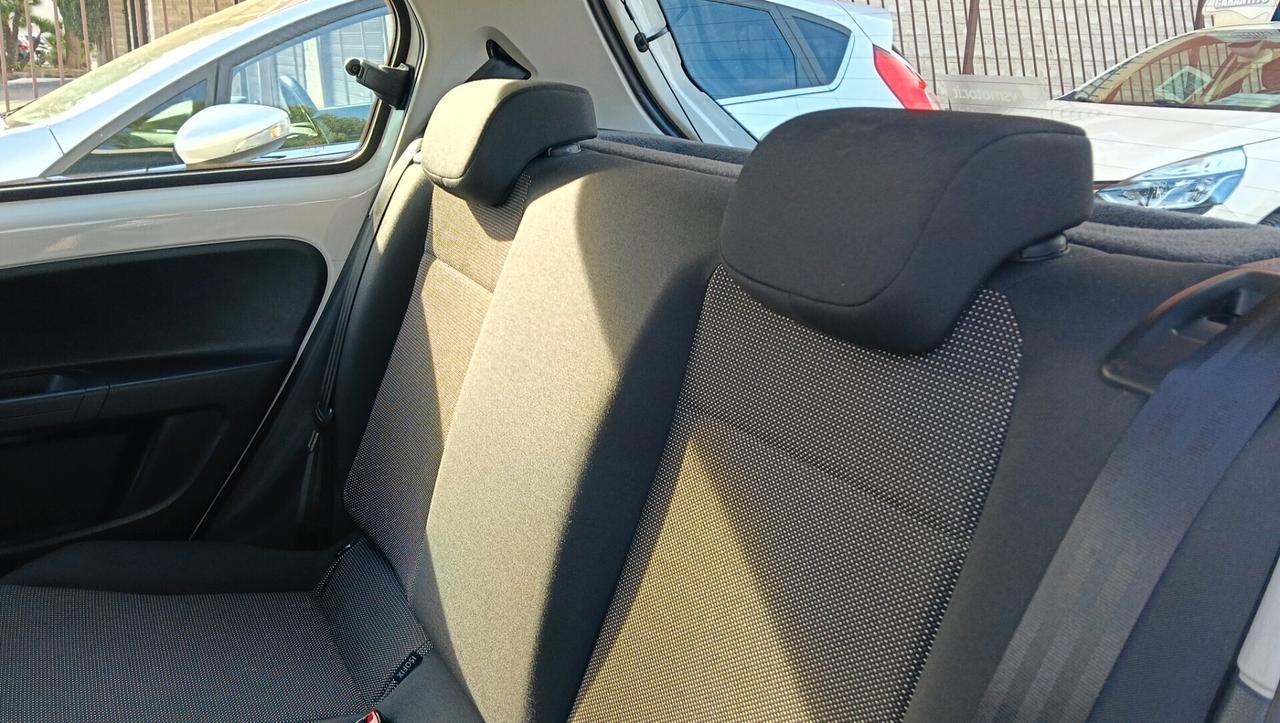 VOLKSWAGEN UP 1.0 BENZ-PREZZO PROMO