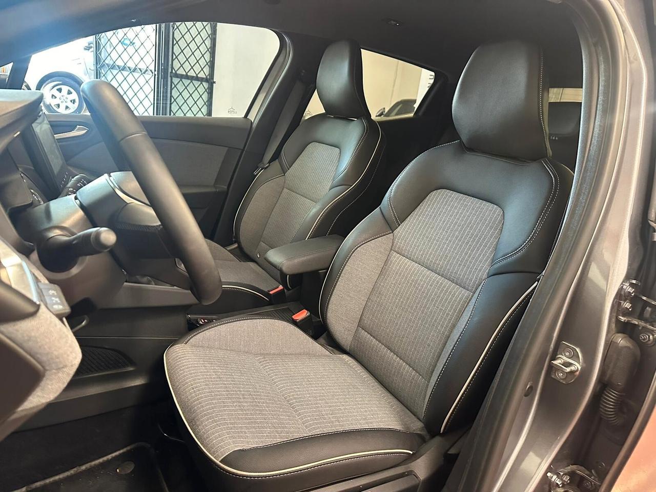 Renault Clio TCe 90 CV 5 porte Techno