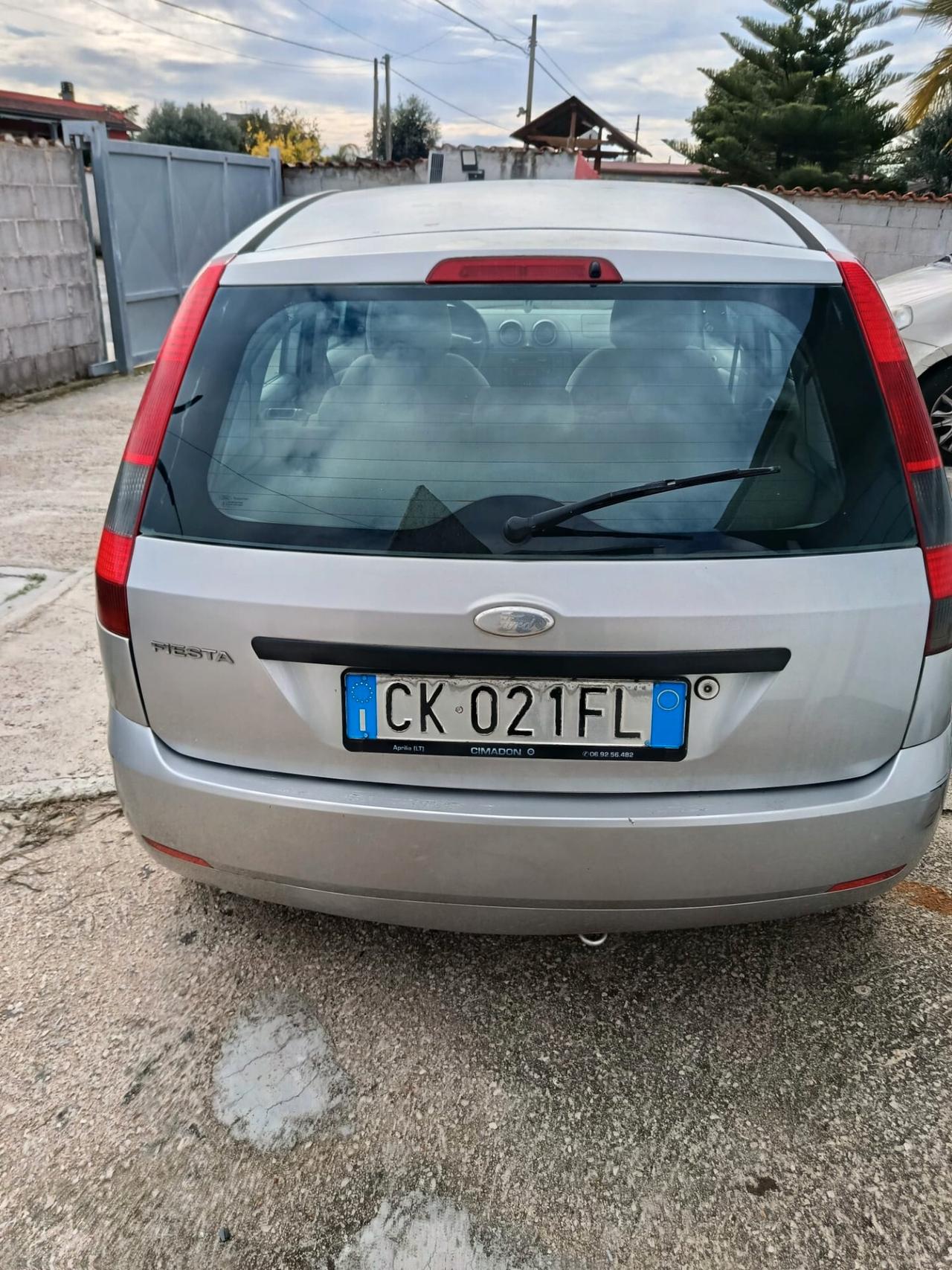 Ford Fiesta 1.2 16V 5p. Ambiente