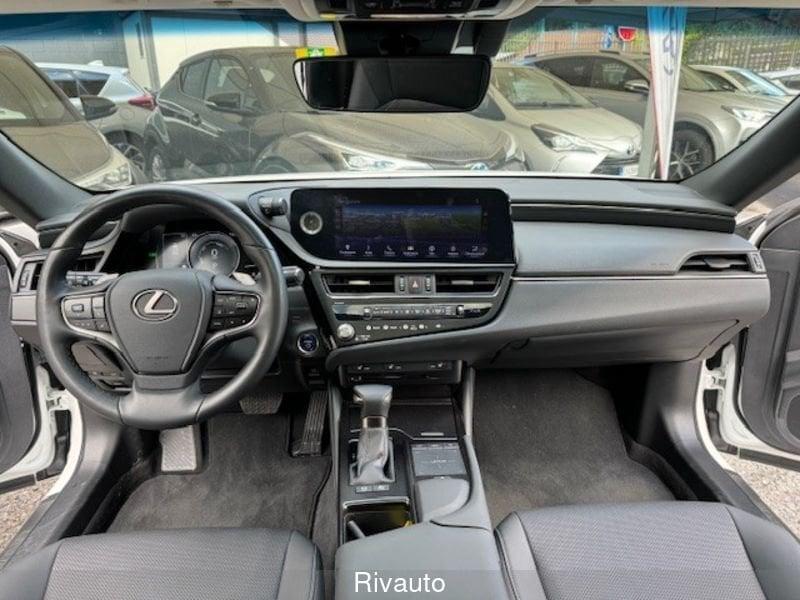 Lexus ES Hybrid Executive