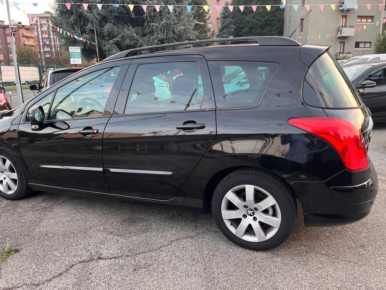 Peugeot 308 1.6 8V e-HDi 112CV Stop&Start robotiz. SW Active