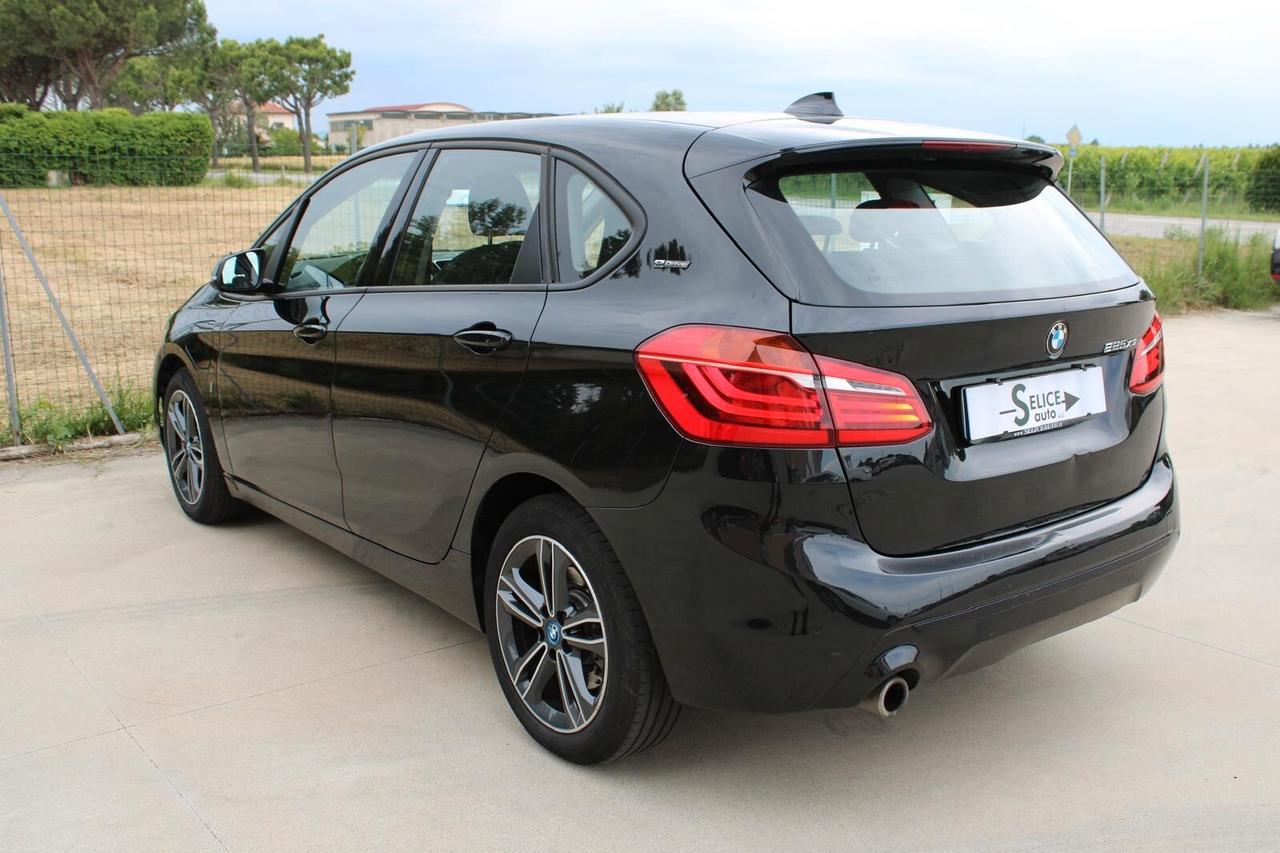 Bmw 2er Active Tourer 225xe Active Tourer iPerformance Sport aut.