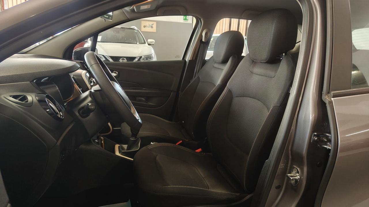 Renault Captur TCe 12V 90 CV Business