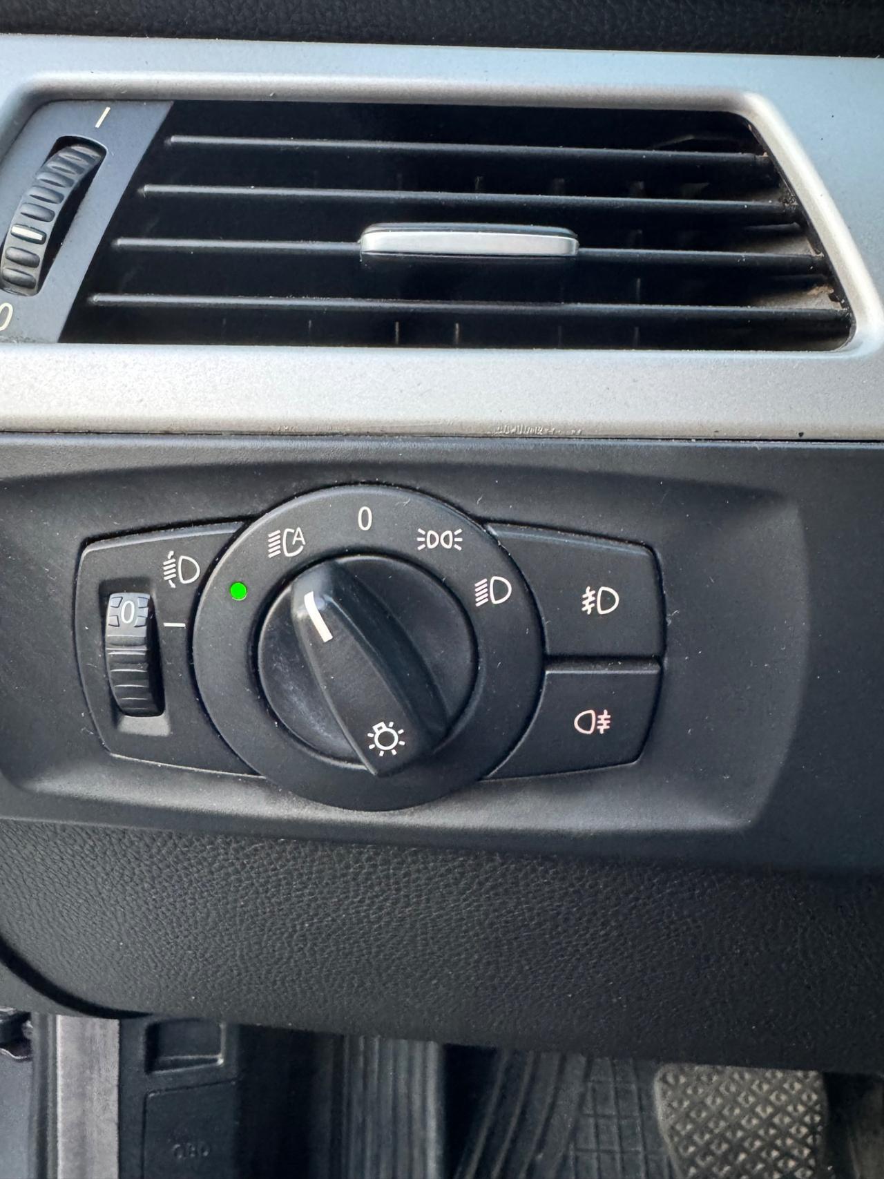 Bmw 320 D CAMBIO AUTOMATICO/INTERNI IN PELLE