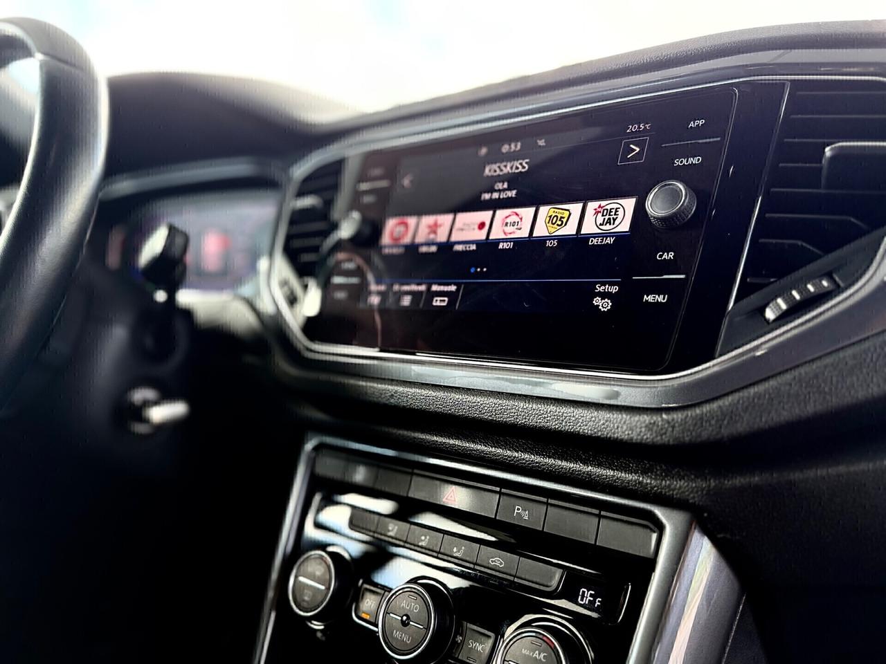 VW T-Roc 1.5 TSI R-LINE *LED*CERCHI18*SENSORI*DSG