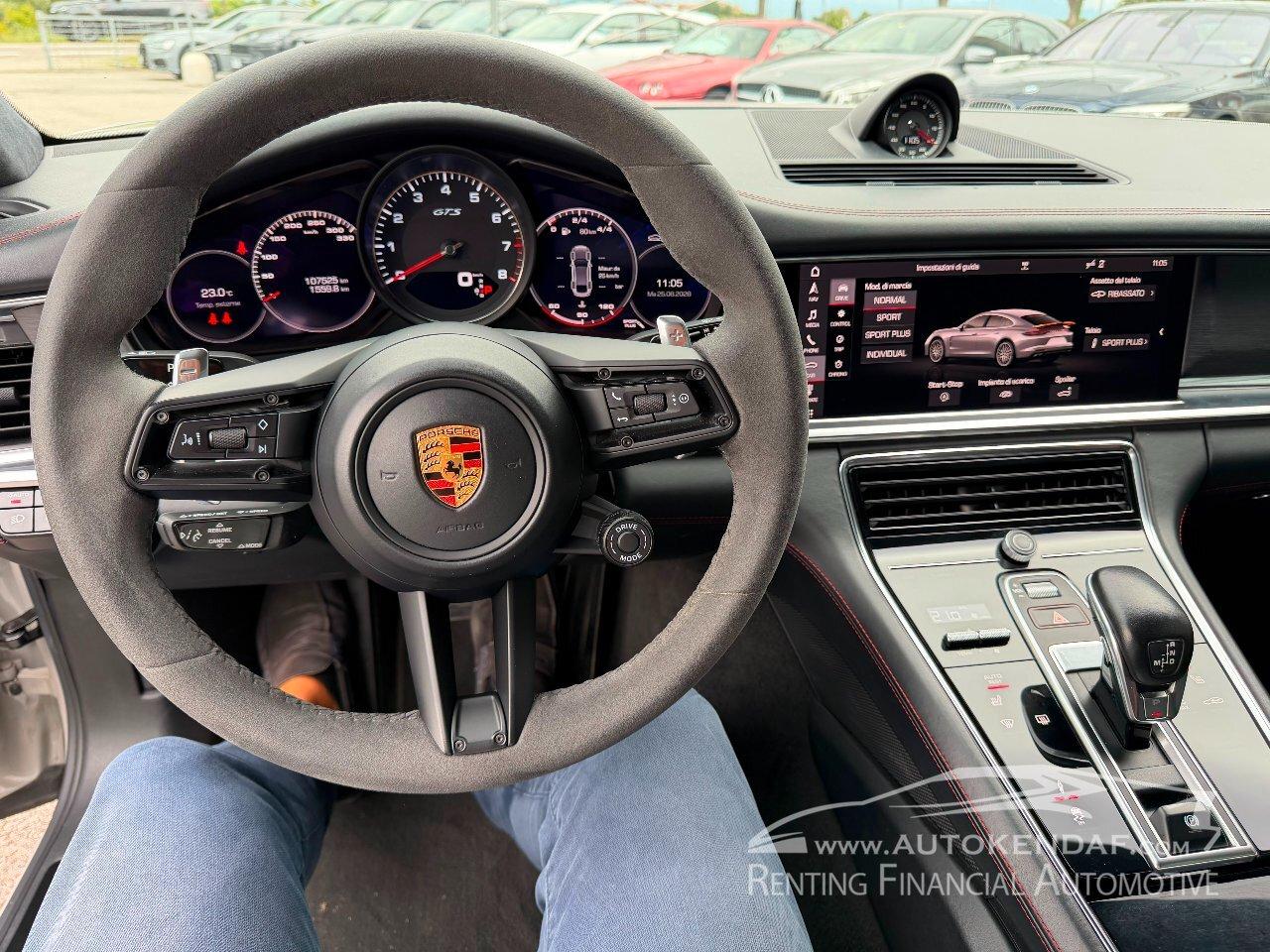 Porsche Panamera 4.0 GTS auto
