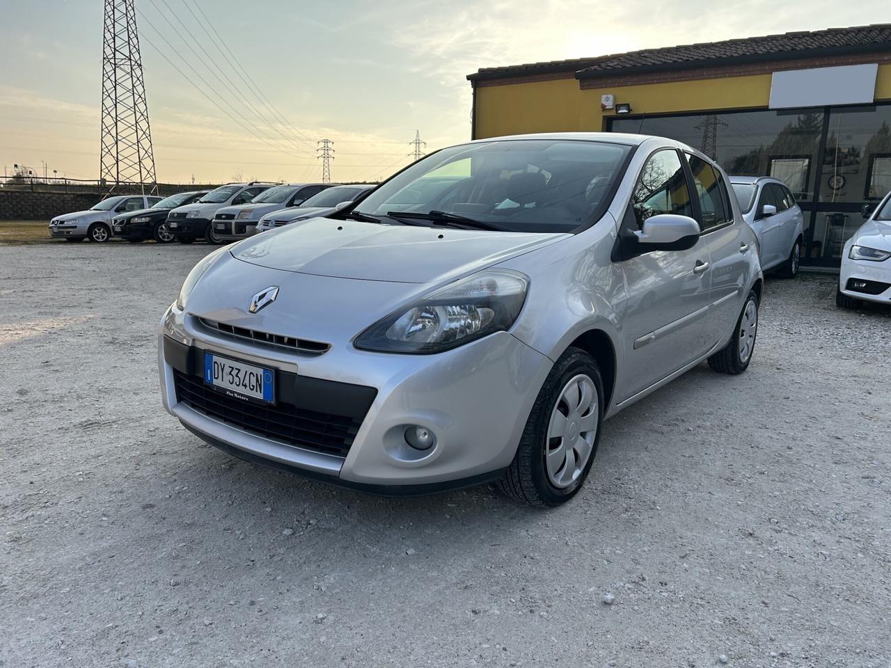 RENAULT CLIO 1.2 75CV GPL UNICO PROP. NEOPATENTATI