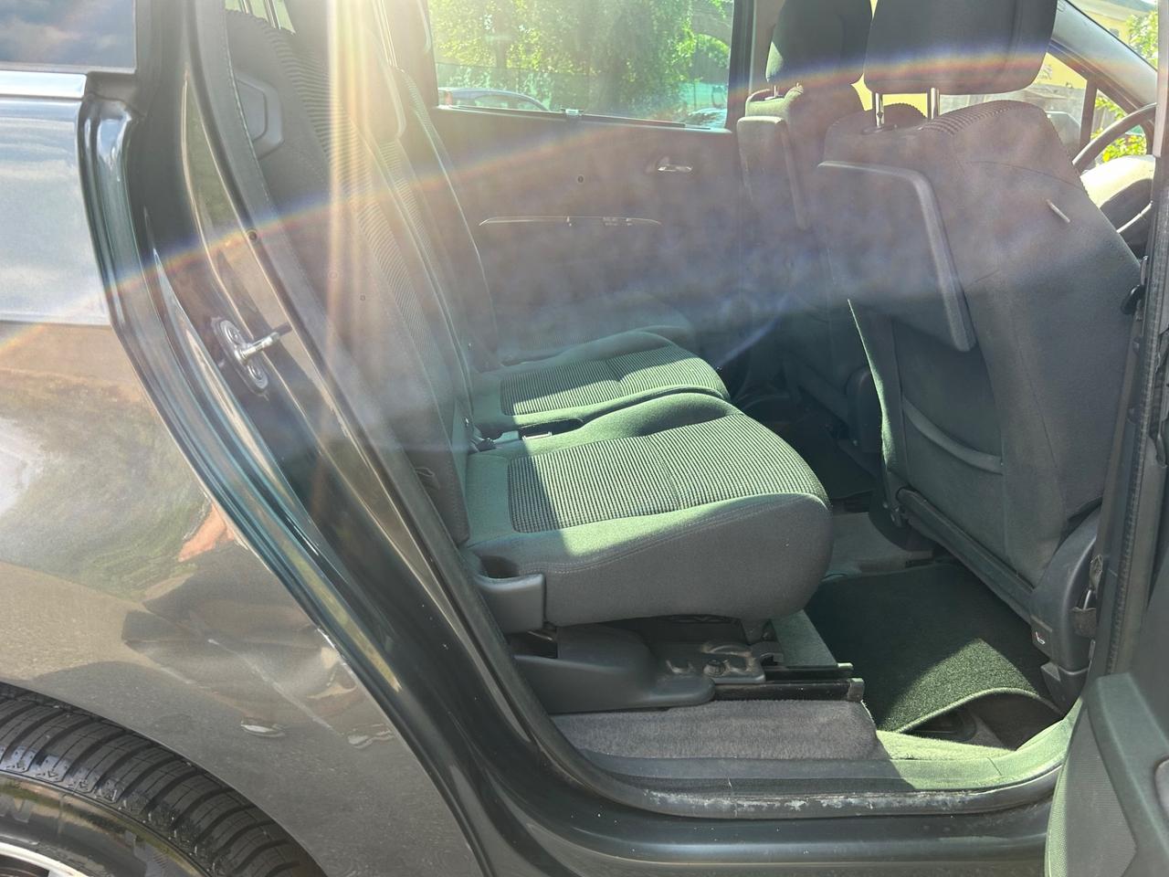 Peugeot 5008 1.6 HDi 112CV Allure 7posti