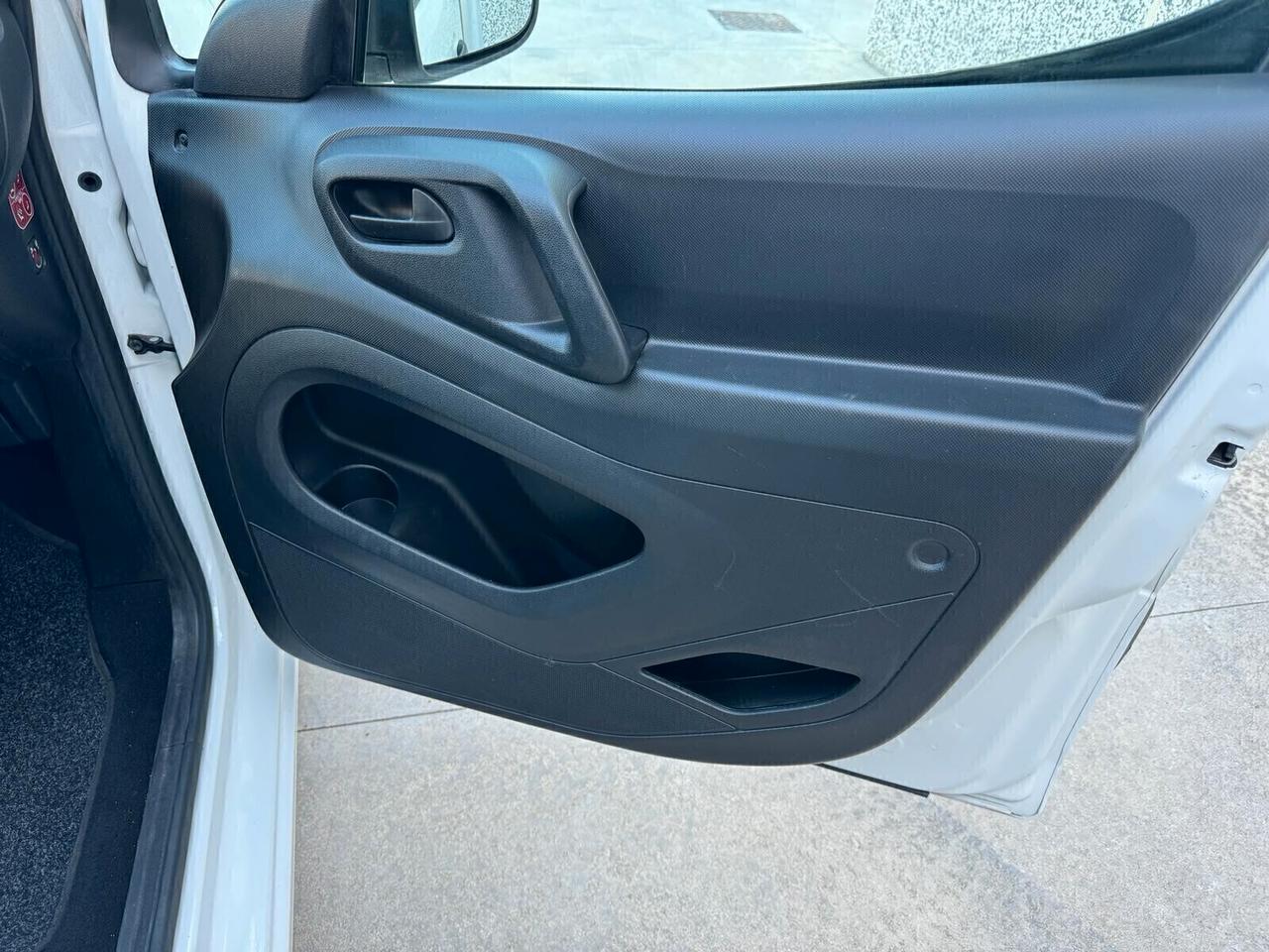 Citroen Berlingo BlueHDi 75 Van 3 posti Club L1