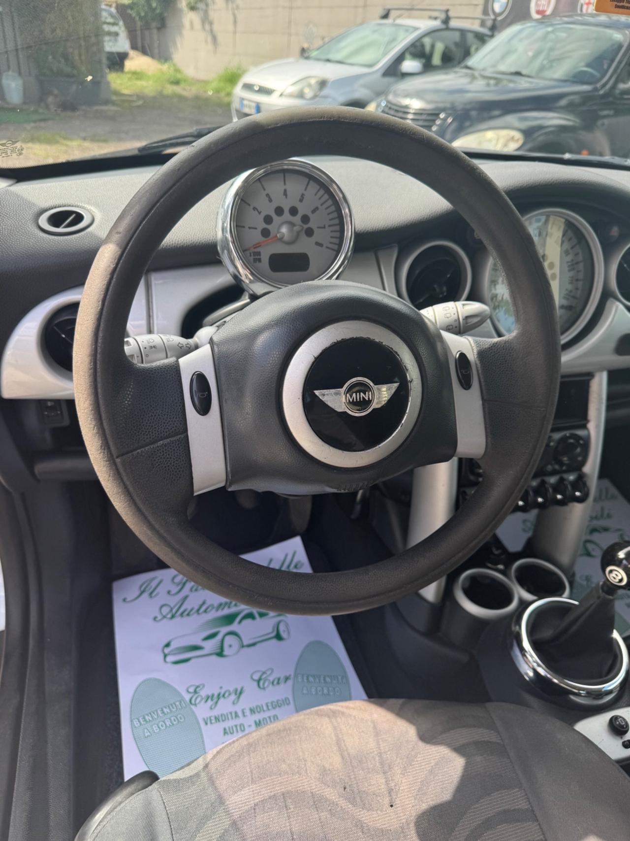 Mini 1.6 16V Cooper