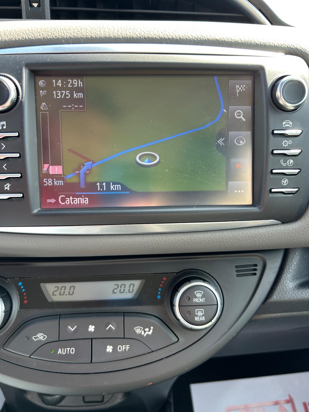 Toyota Yaris 1.5 Hybrid 5 porte Cool