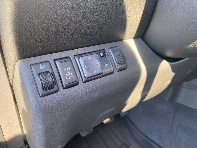 Nissan Navara 2.5 dCi 190CV Cabina Singola 4x4