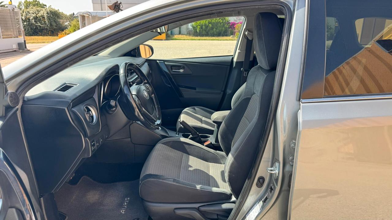 Toyota Auris 1.8 Hybrid SW - 2017