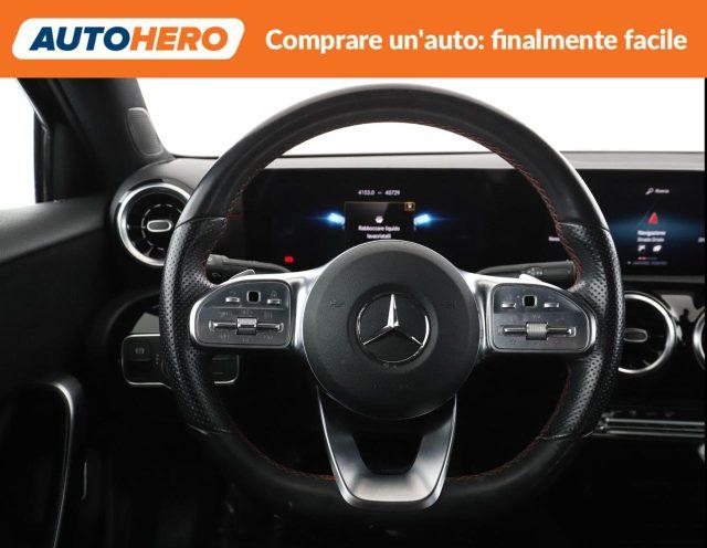 MERCEDES-BENZ A 180 Automatic Premium