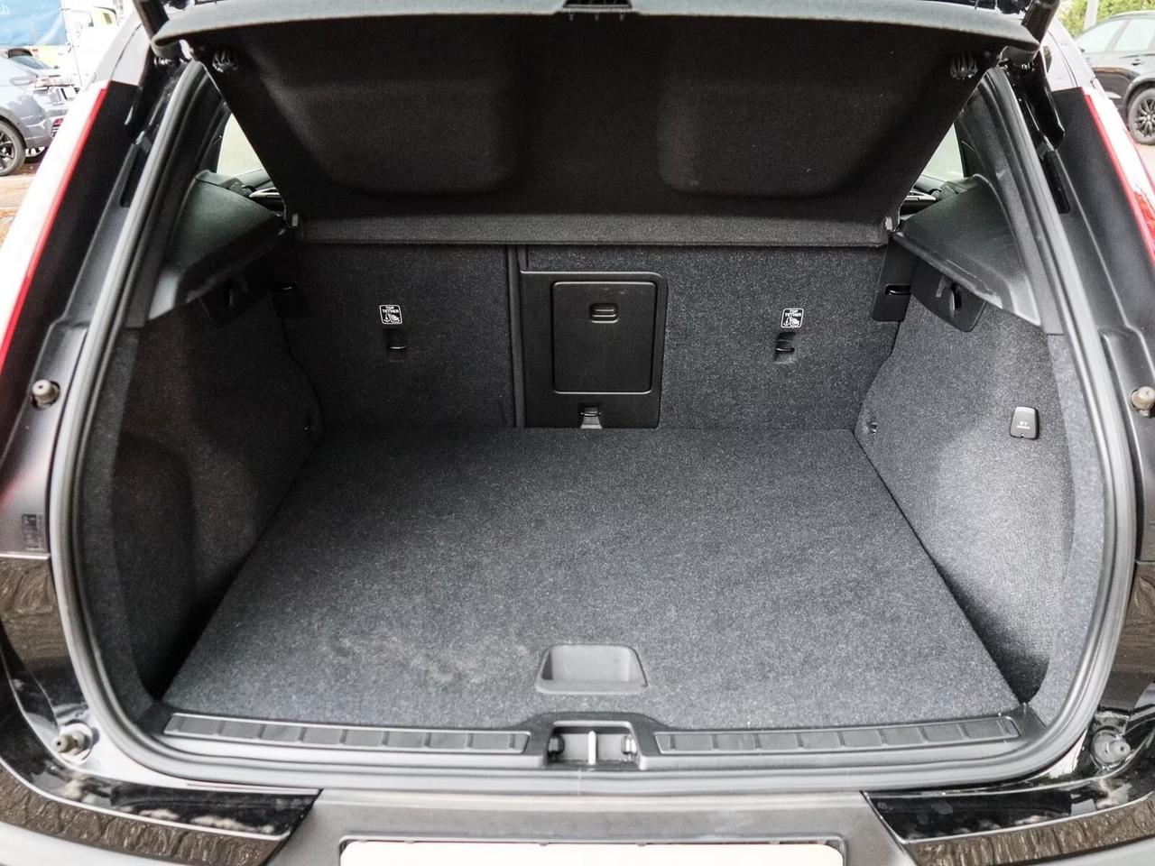 Volvo XC40 T4 Recharge Plug-in Hybrid Inscription Expression