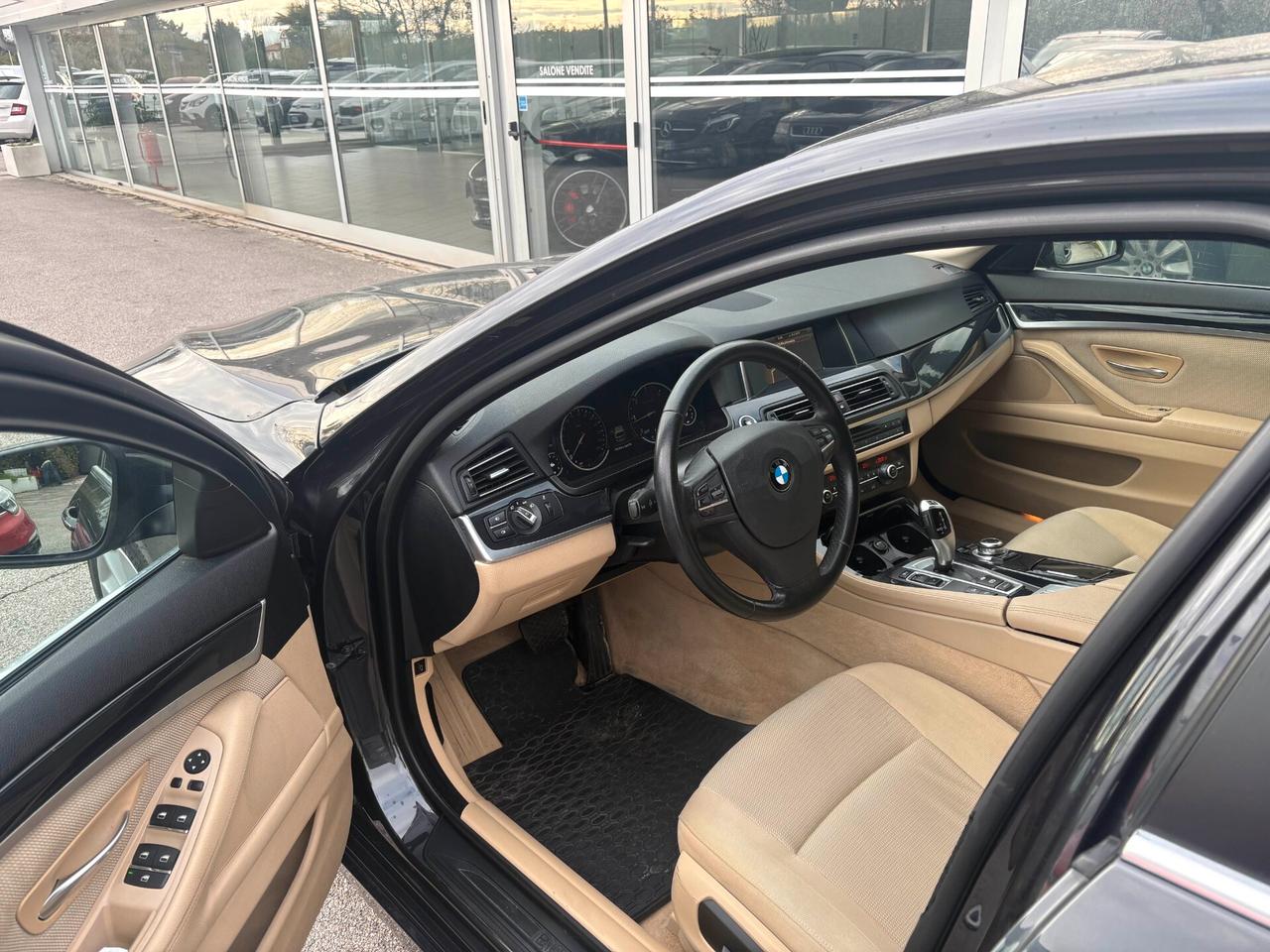 Bmw 520 520d xDrive Touring Sport Edition