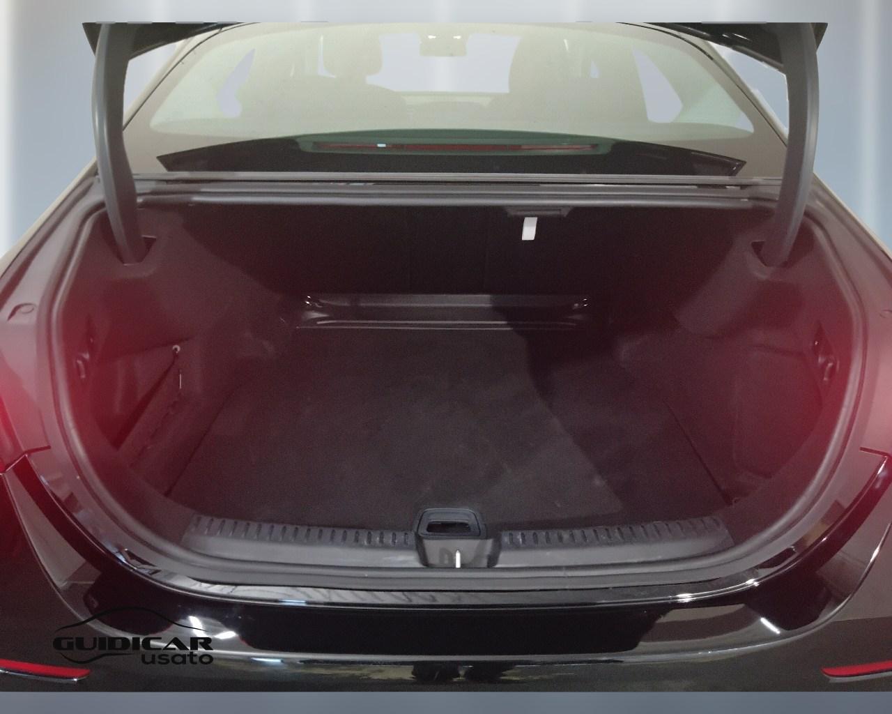 Mercedes-Benz Classe E- W214 Berlina - E 200 d Advanced auto