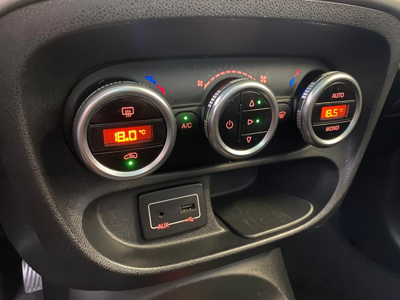 Fiat 500L 1.6 Multijet 120 CV Trekking Navi/Tetto/Pelle/Cruise