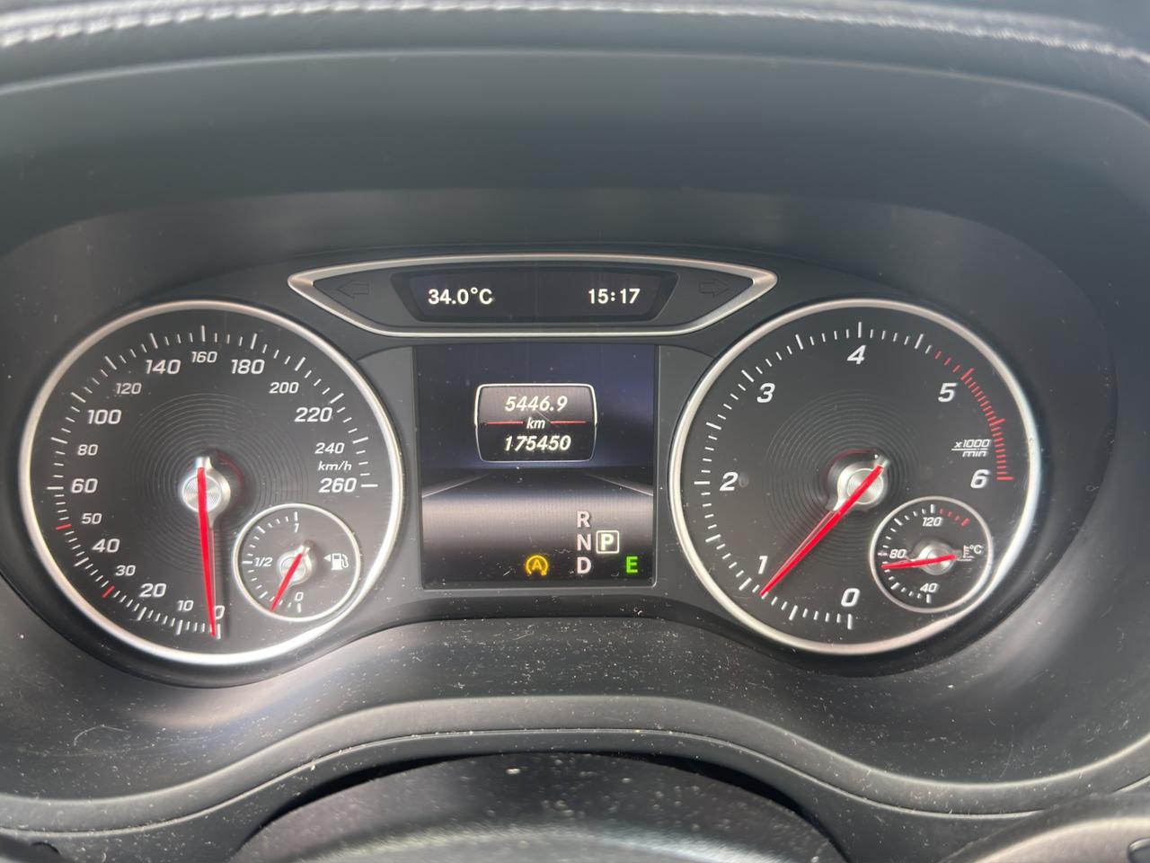 Mercedes B 180 D - Automatica - Promo Finanziamento - Interni in pelle - Navi - Retrocamera
