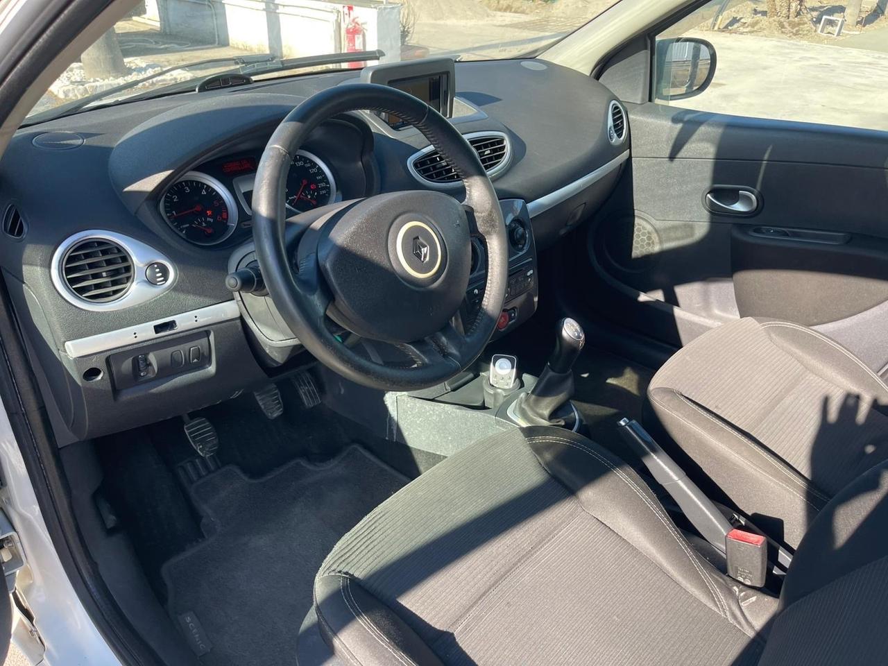Renault Clio 1.5 dCi 75CV SporTour Dynamique