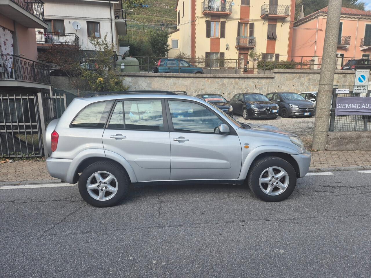 Toyota RAV 4 RAV4 2.0 D-4D cat 5 porte