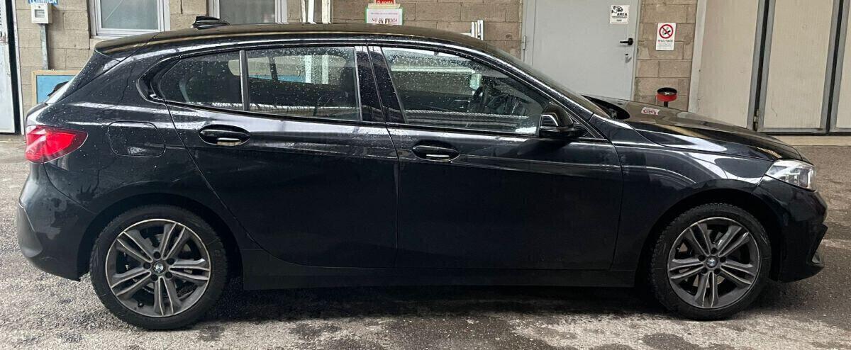 BMW 118i 140Cv. SPORT AUTOMATICA
