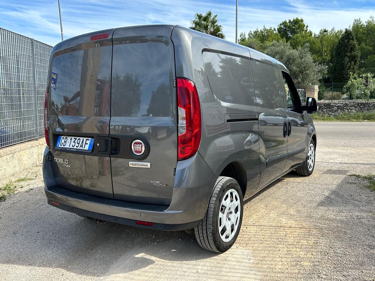 FiatDoblò 1.6 MJT 16V 120CV Maxi 3 POSTI-2015