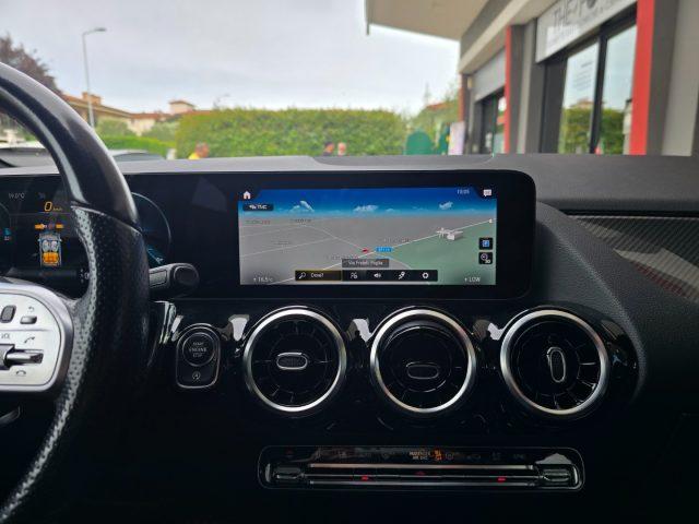 MERCEDES-BENZ GLA 200 d Automatic Premium AMG Line 19" MBUX LED Performa