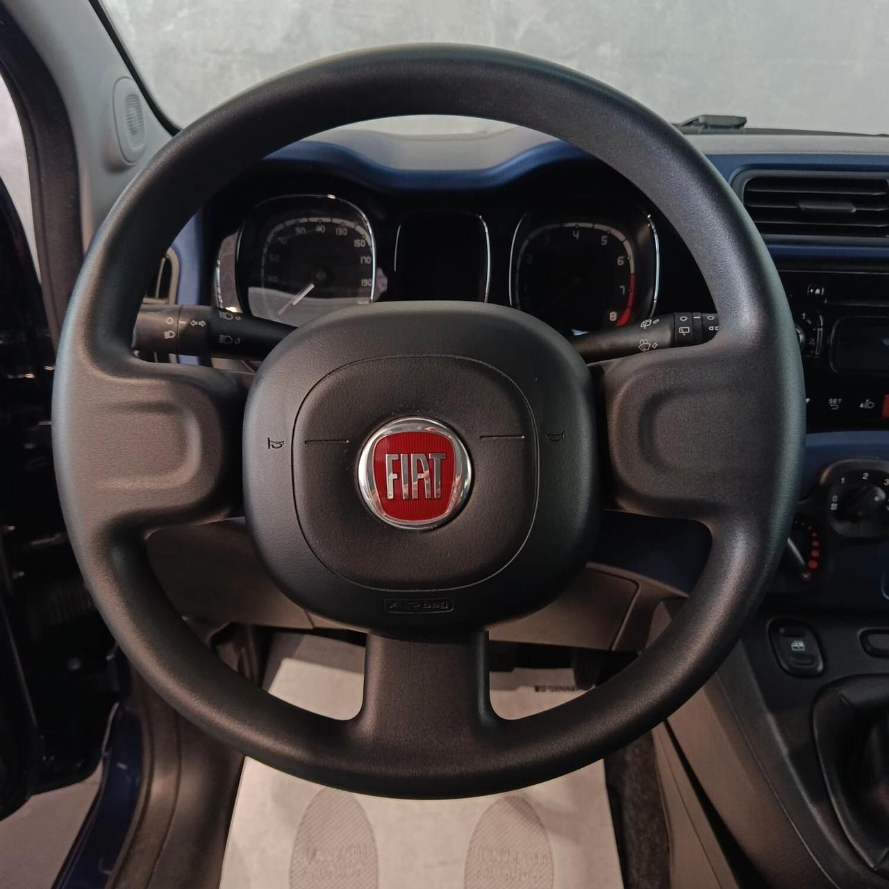 Fiat Panda 1.2 BENZINA NEOPATENTATI