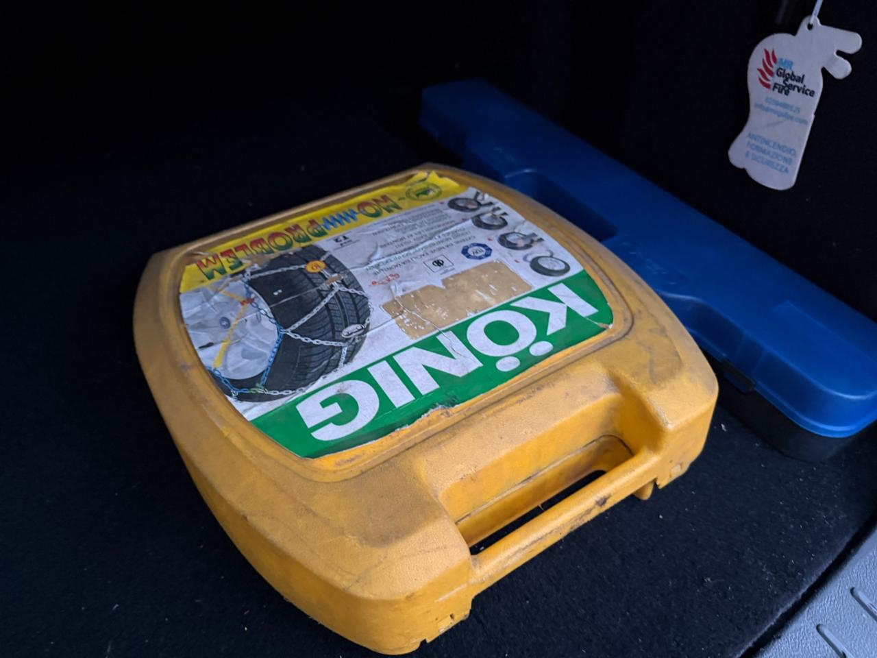 Ford Focus 1.6 benzina EURO5A NEOPATENTATI-FAMIGLIARE